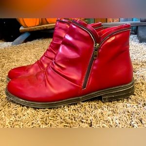Women’s Red Booties Size 11